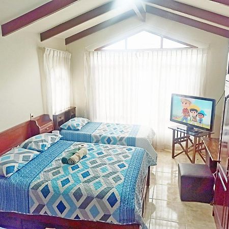 Bed and Breakfast Residencial Moroni - Alojamiento En Cochabamba Exteriér fotografie