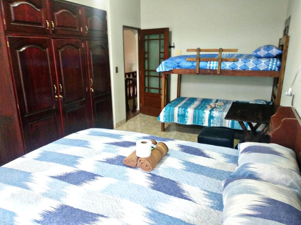 Bed and Breakfast Residencial Moroni - Alojamiento En Cochabamba Exteriér fotografie
