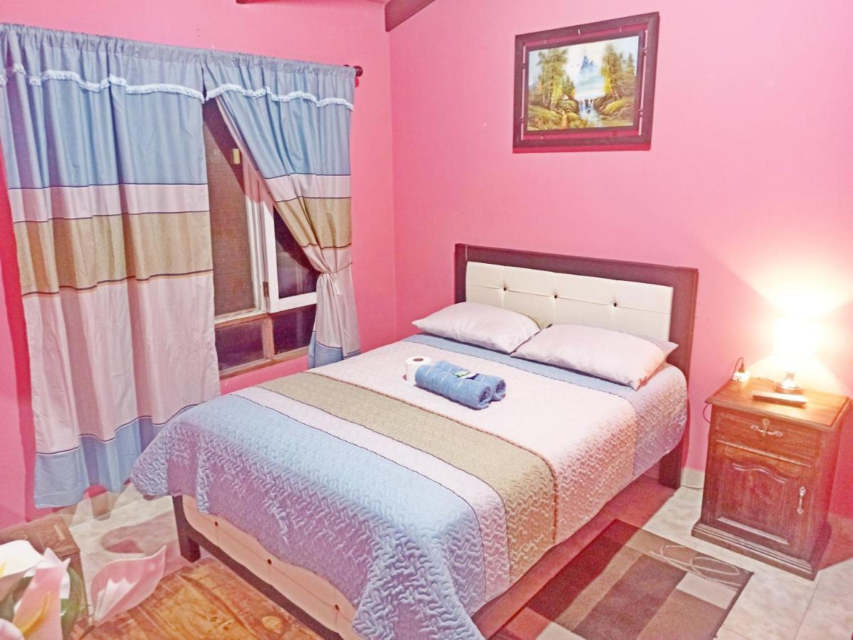 Bed and Breakfast Residencial Moroni - Alojamiento En Cochabamba Exteriér fotografie